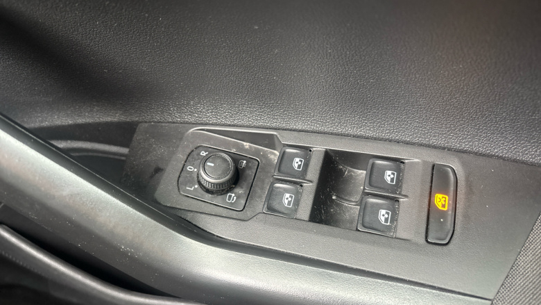 Volkswagen Polo 1.0 TSI Life 5dr Petrol Hatchback